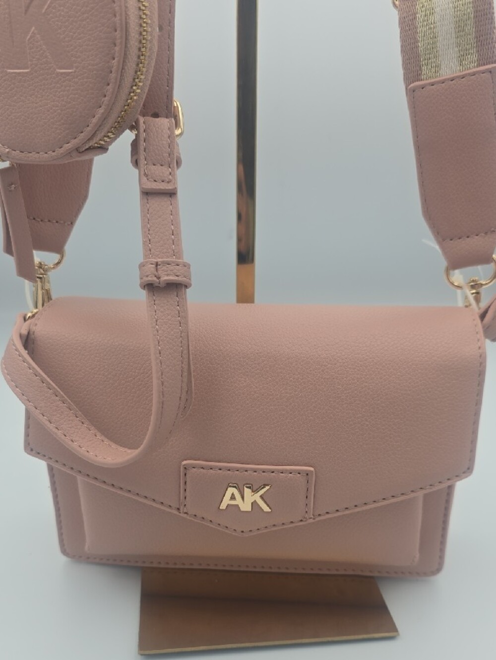 Anne Klein Blush Pink & Gold Small Crossbody Bag W/ Coin Pouch/2 Straps (NWOT)๐ - Picture 2 of 9